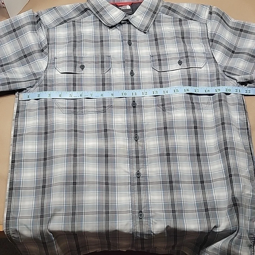 The North Face Short Sleeve Pine Knot Woven Shirt, Men's Size M, NWOT